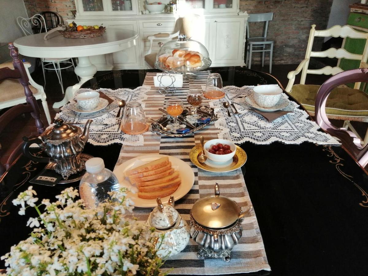 Corte Di Maggio B&B Country House Имола Екстериор снимка