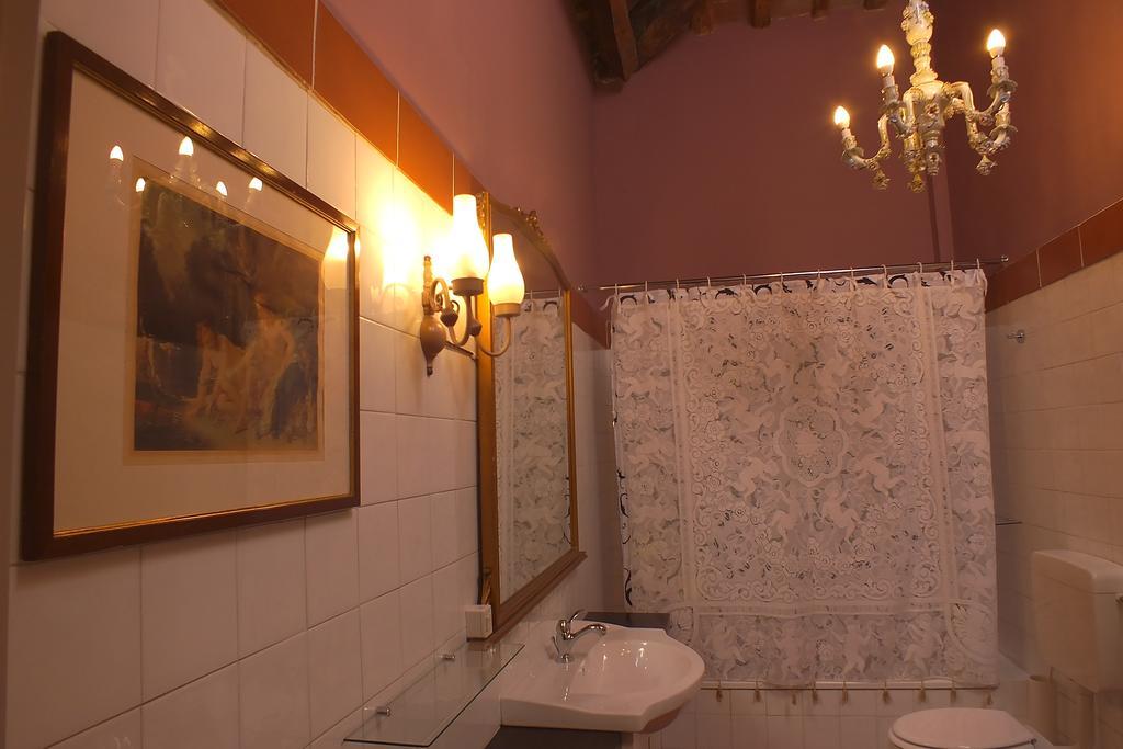 Corte Di Maggio B&B Country House Имола Стая снимка